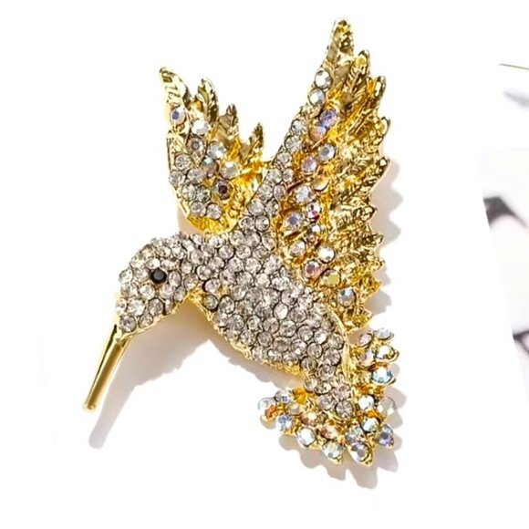 Brooch Hummingbird Rhinestone Trendy Pin Stylish Sparkle Hollywood Glam Bird Fun - Picture 2 of 2
